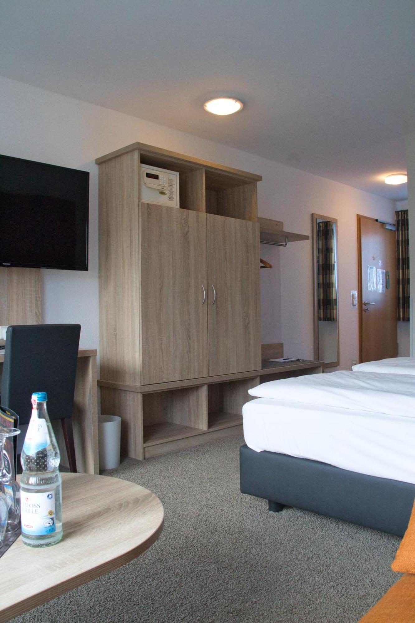Hotel Quellenhof ซาลซ์กิทเทอร์ ภายนอก รูปภาพ